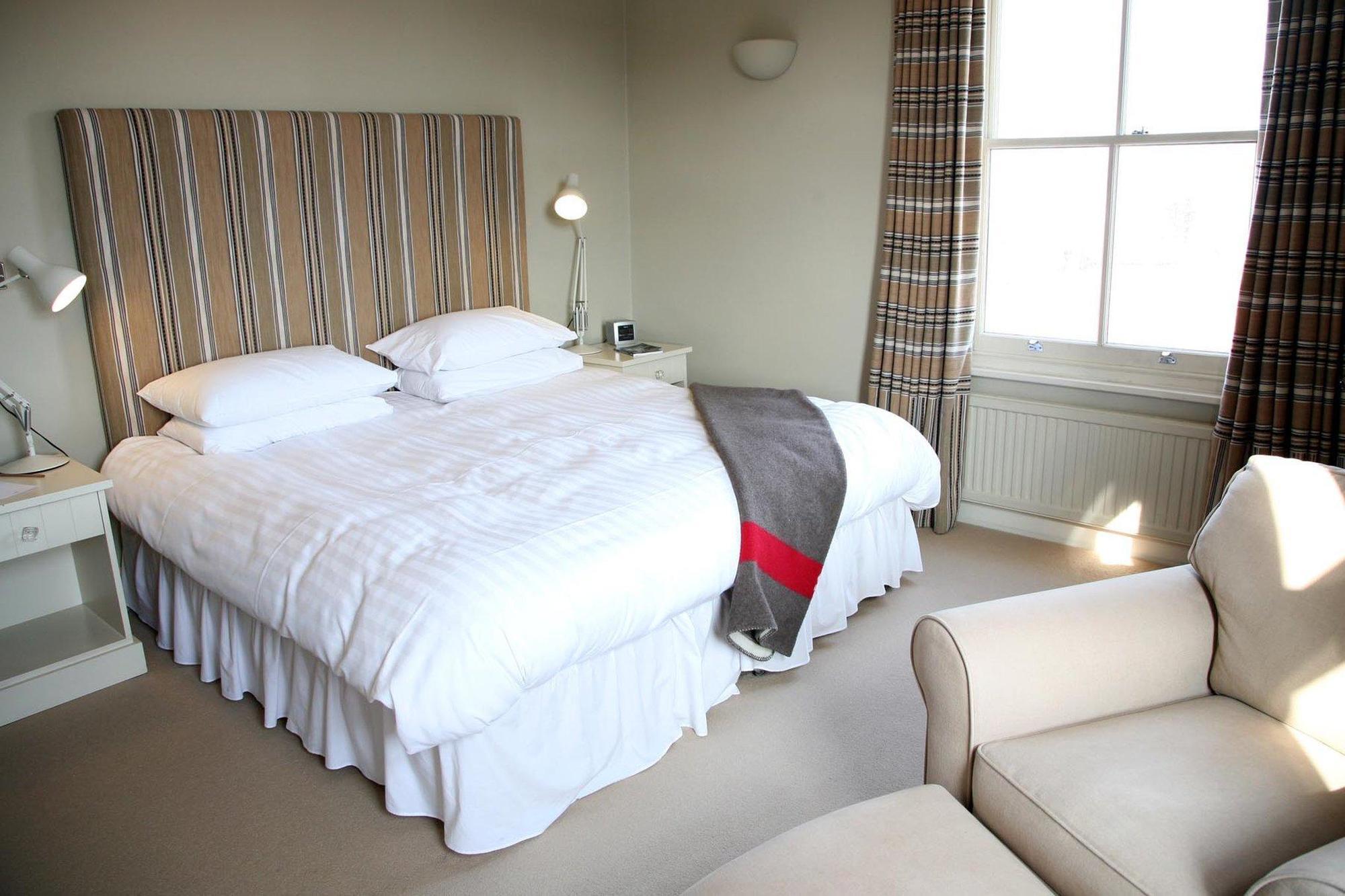 The Pier Hotel Harwich Room photo